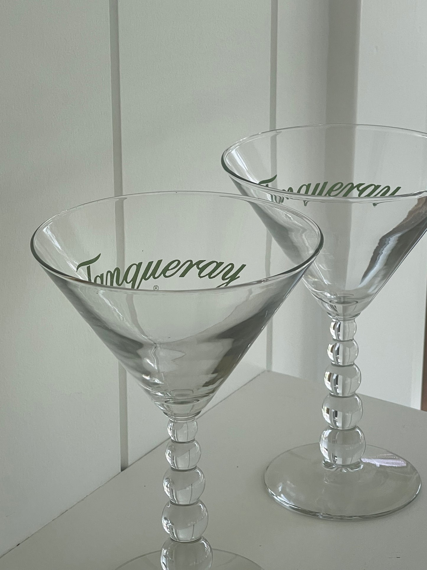tanqueray martinis