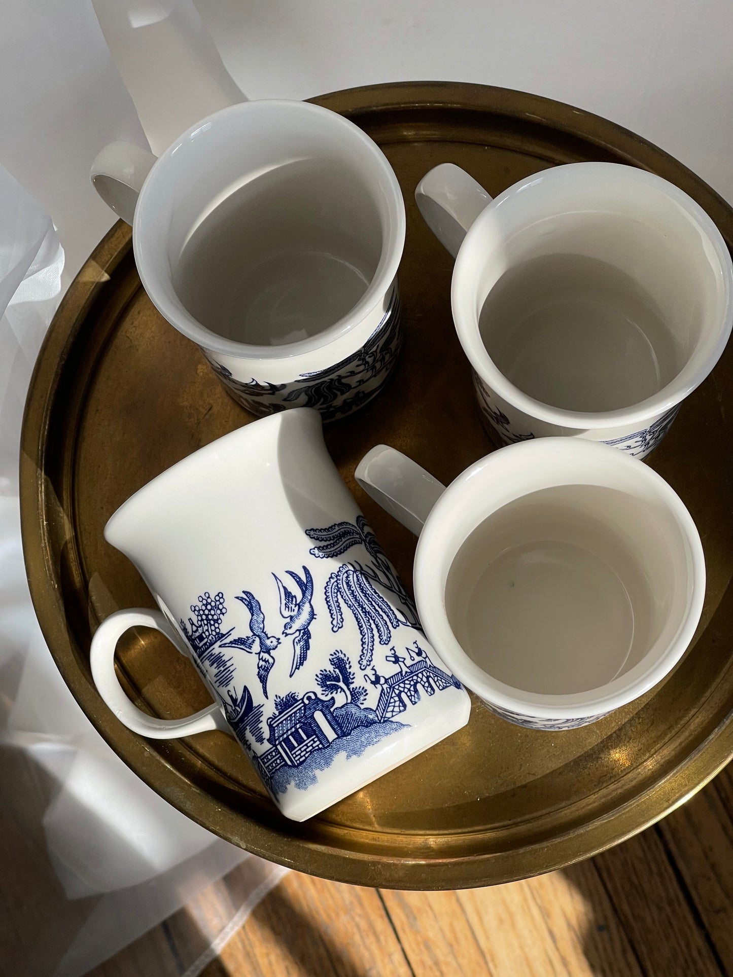 (vintage) churchill ceramic mugs