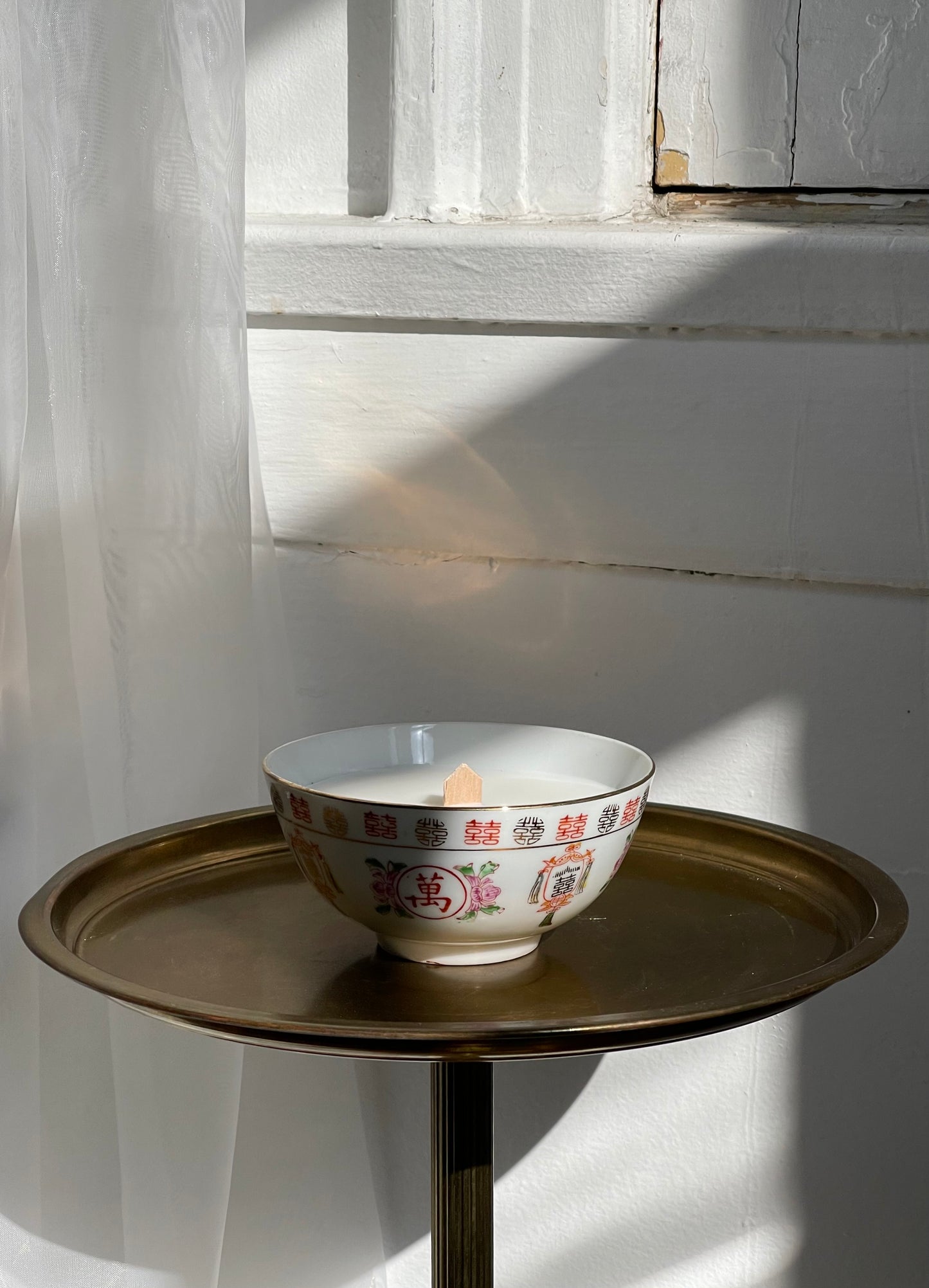hand-crafted candle, w/ decorative petite ceramic bowl i