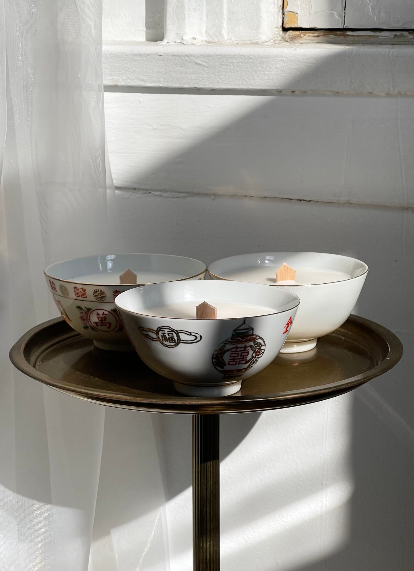 hand-crafted candle, w/ decorative petite ceramic bowl i