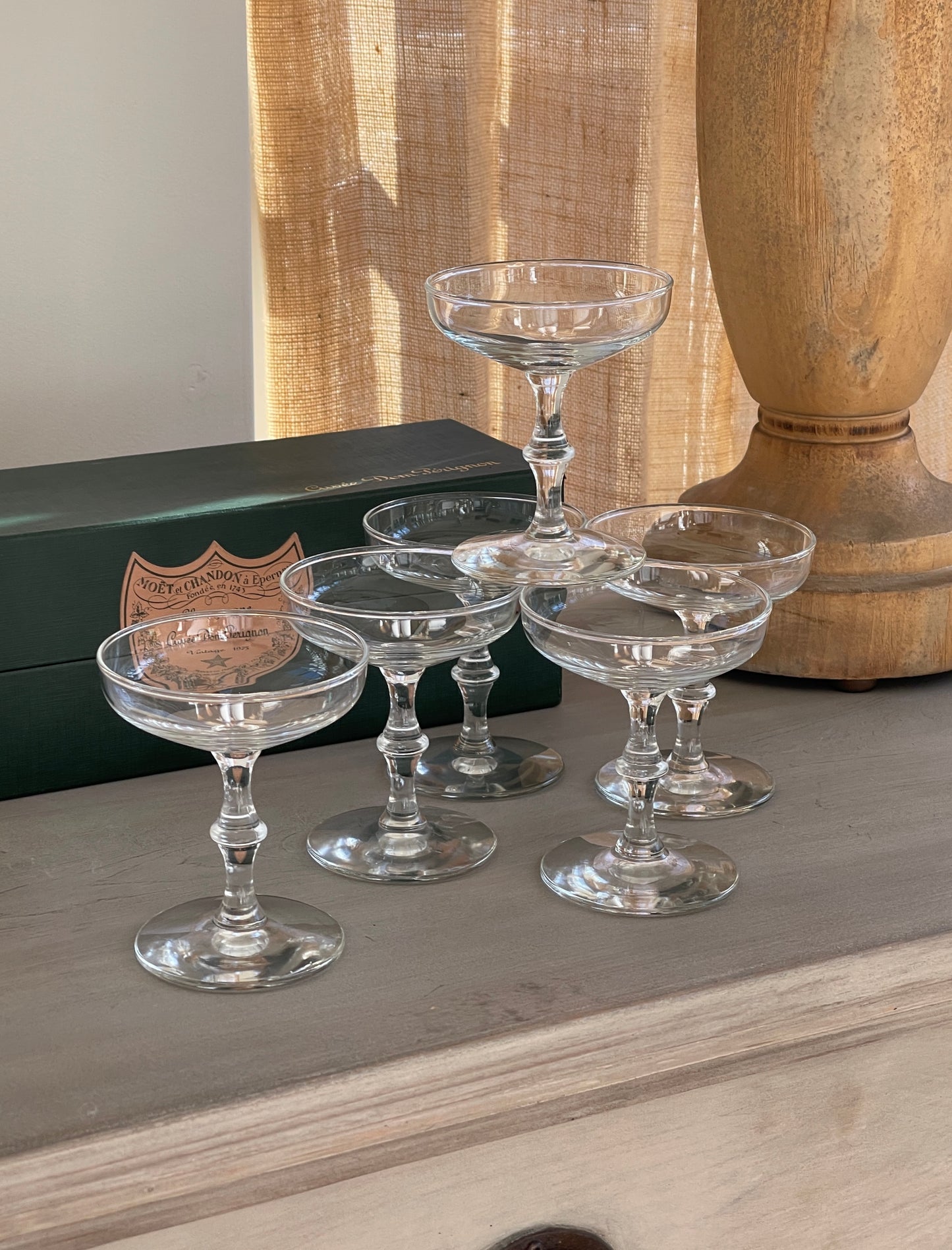 champagne coupes