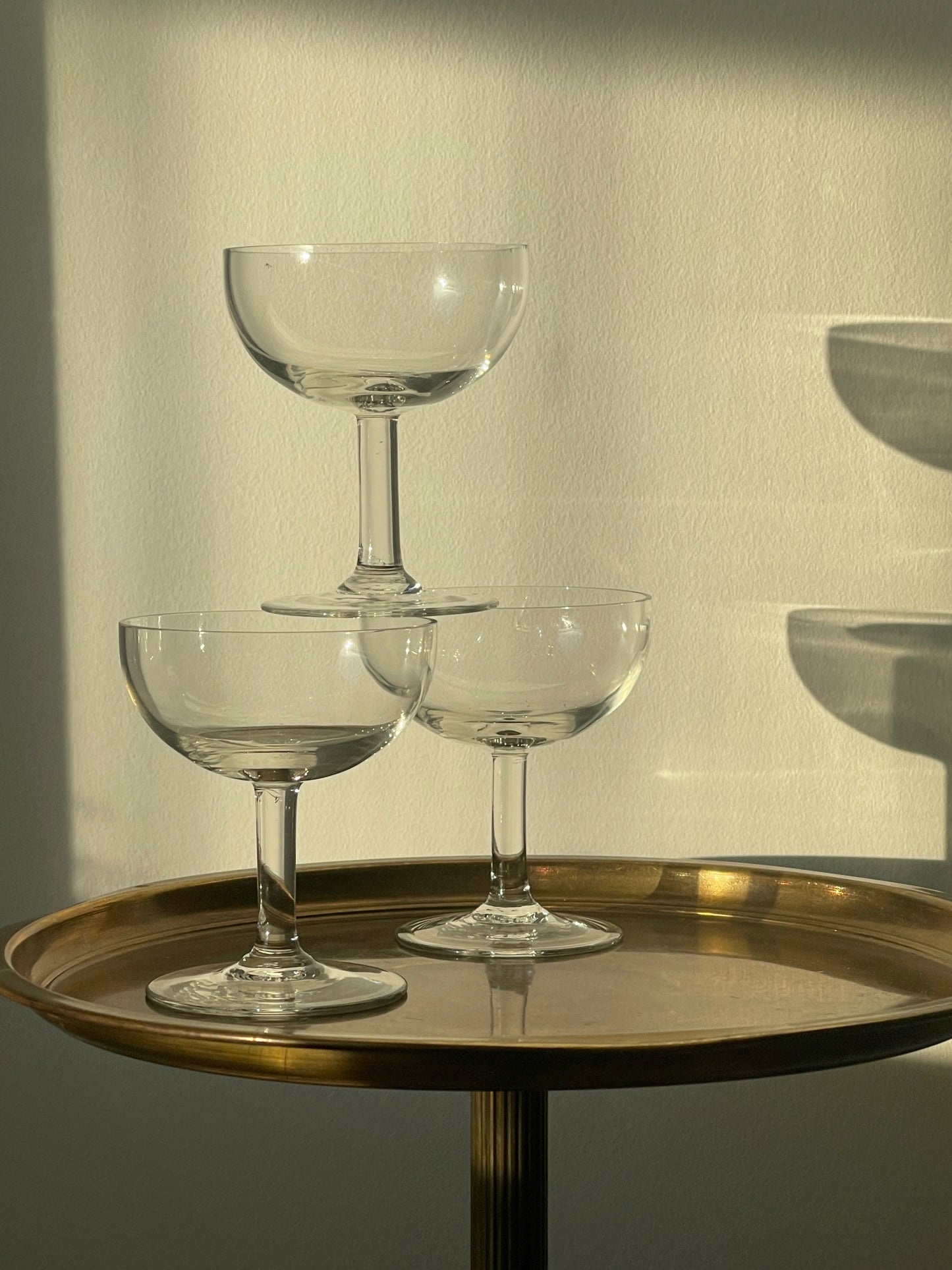(vintage) dainty glass coupes