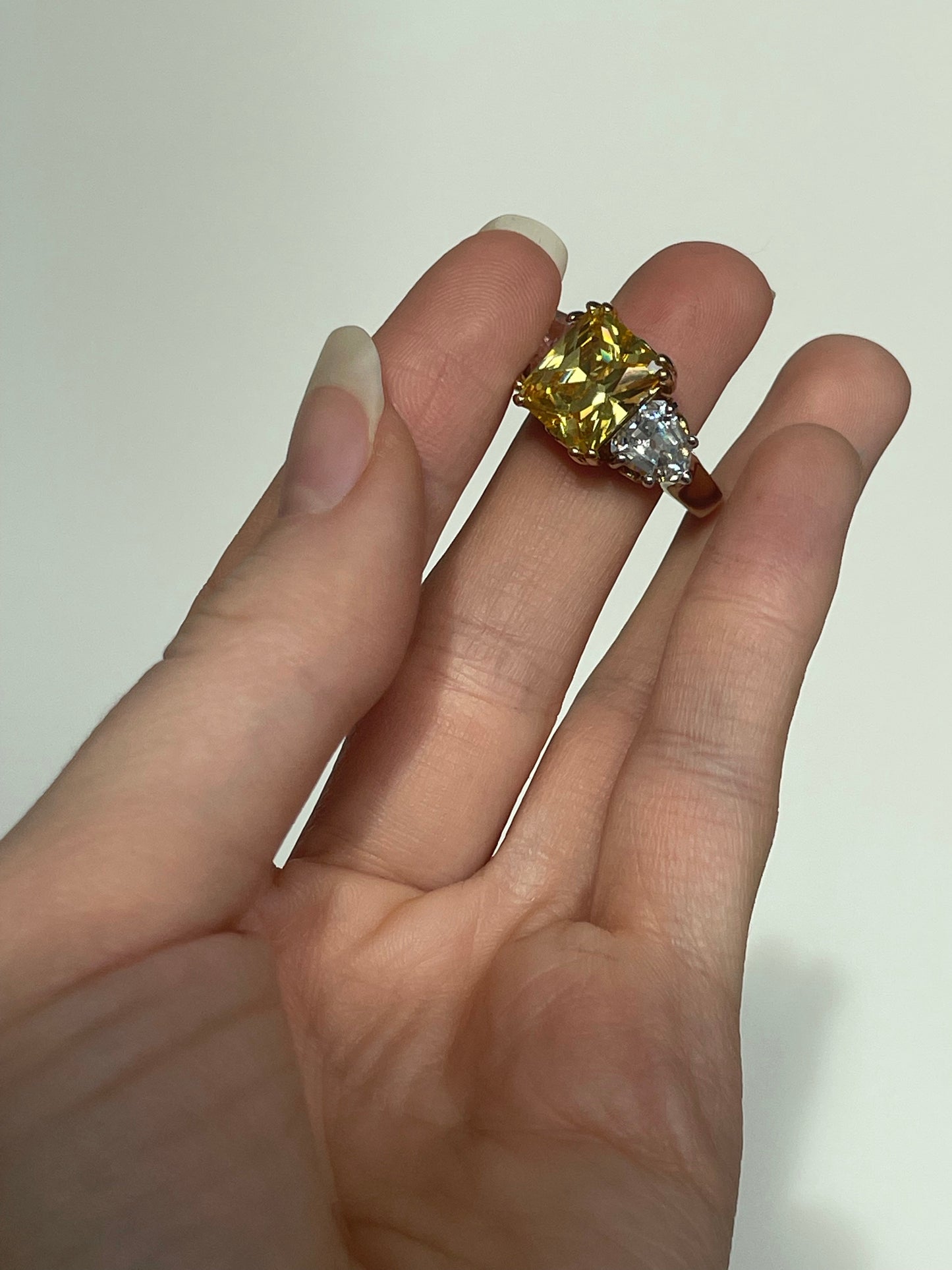 canary stone with cubic zirconia